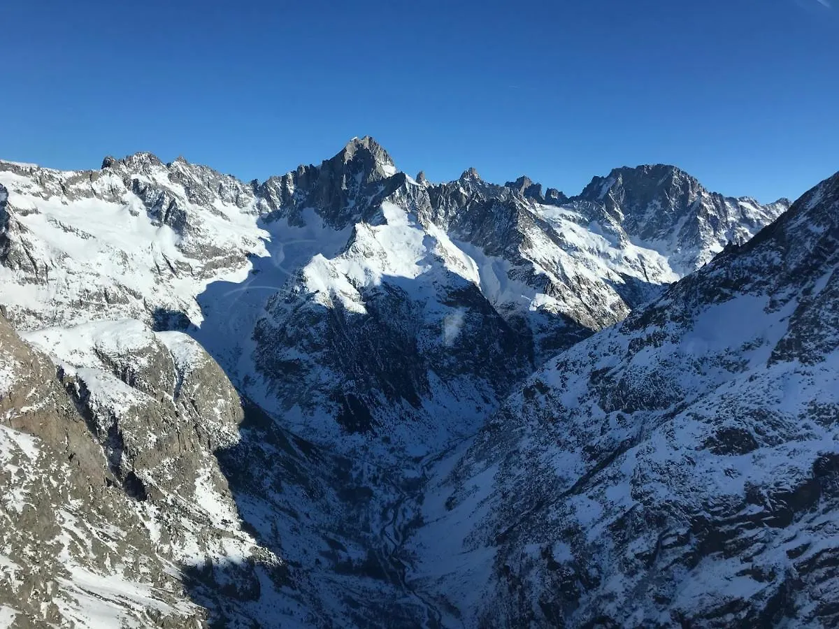 Appartement L'Écrin Alpin - somptueux 4 pièces NEUF cœur station à Les Deux Alpes
